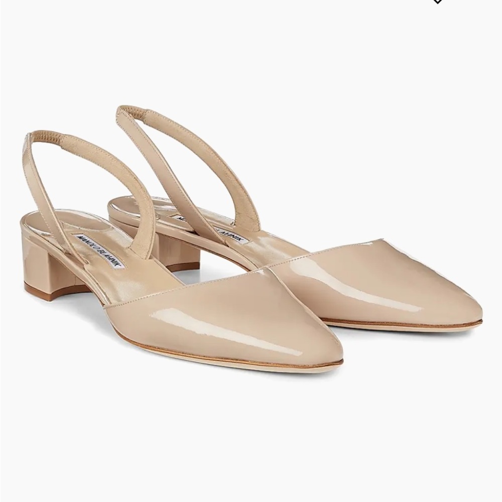 NWOT Manolo Blahnik Aspro Patent Nude Slingback Low Heels